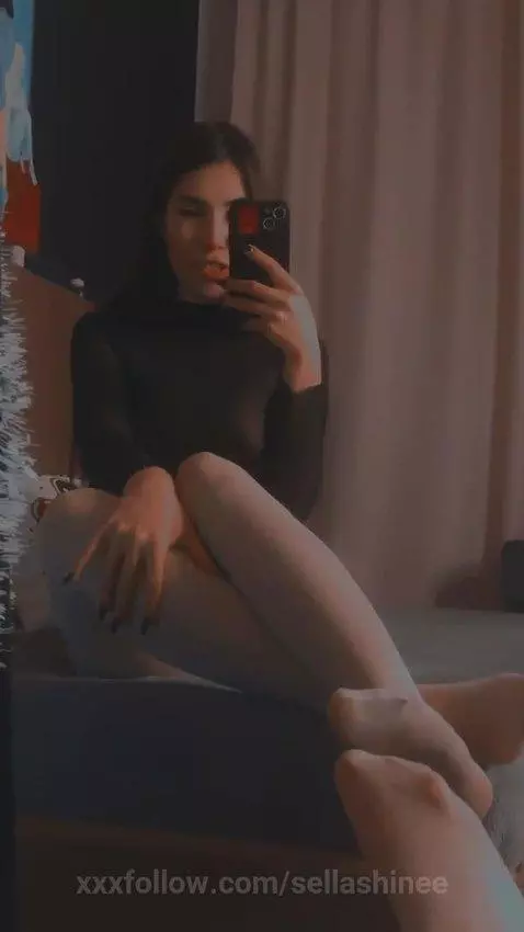 Do you see how soft my legs are? do you want to touch it? by sellashinee