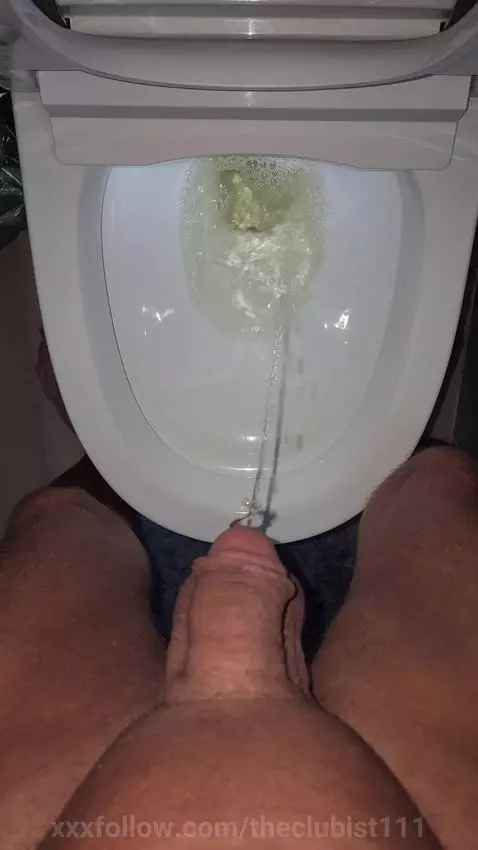 pee by theclubist111