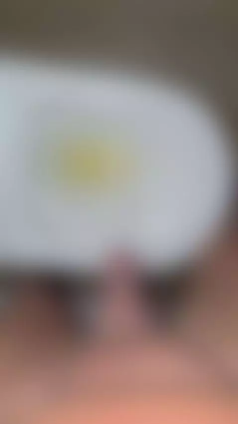 pee by theclubist111