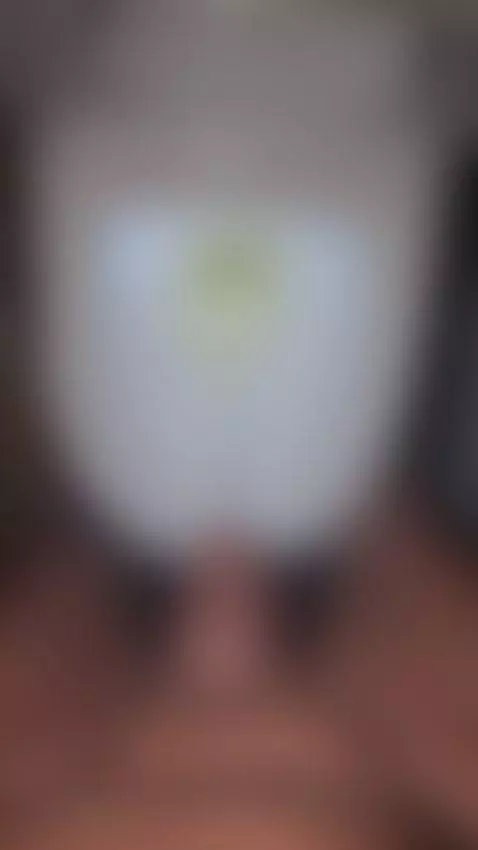 pee by theclubist111