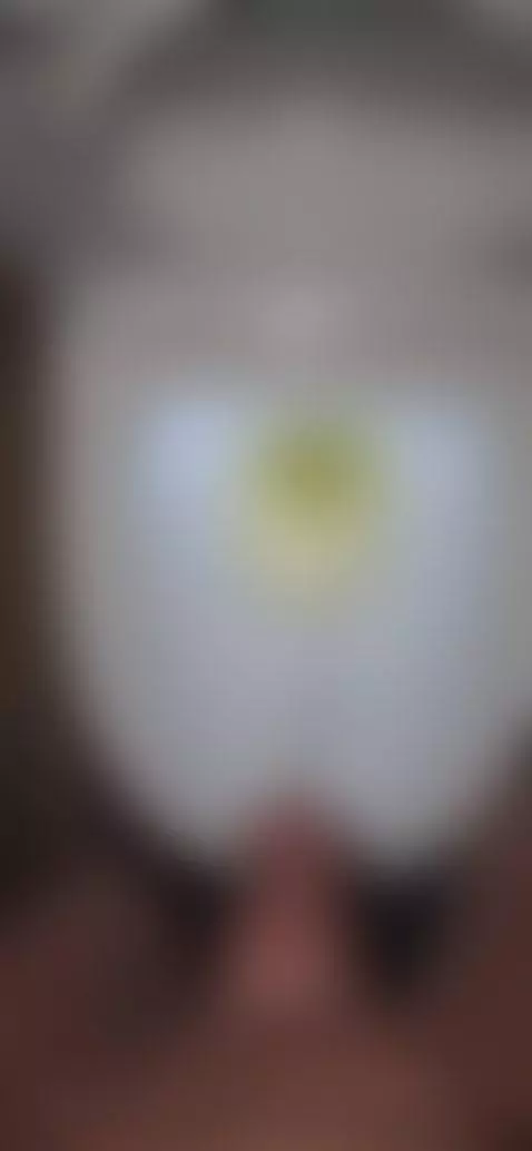 pee by theclubist111