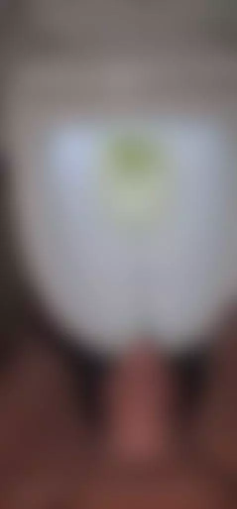 pee by theclubist111