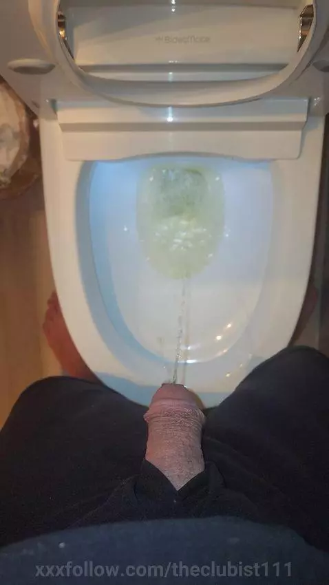 gentle pee by theclubist111