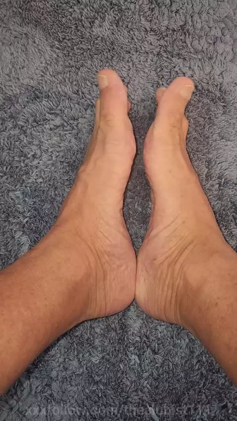 feet by theclubist111