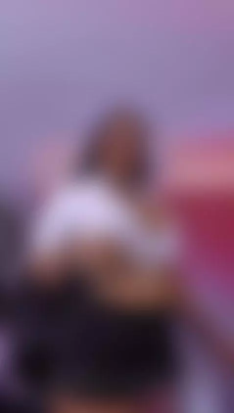 Hot day at the office 🔥🔥 by jeemfox