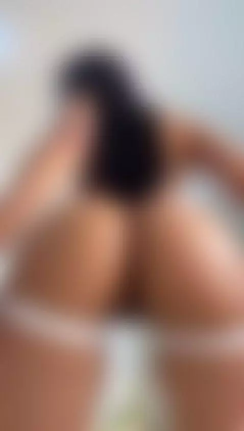 enjoy my big ass and both holes ! by saryhott