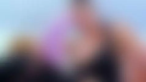 Pink...Pink...Pink...Oink...Oink...Oink...🐷 by anna-nozoki