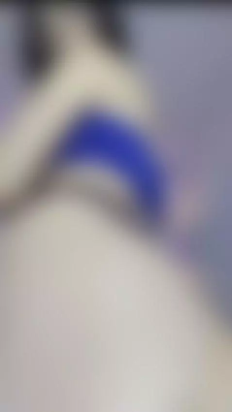 u like blue? by sammy-jhonss