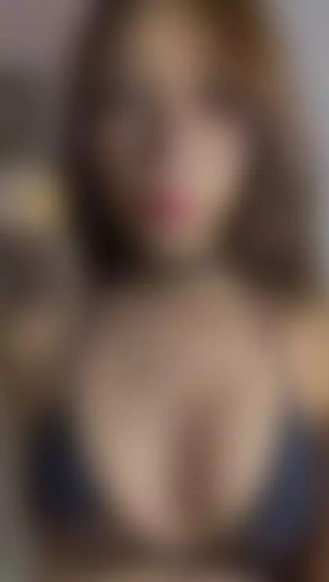 I´m online, come to my room I am waiting ♥ by sammy-jhonss