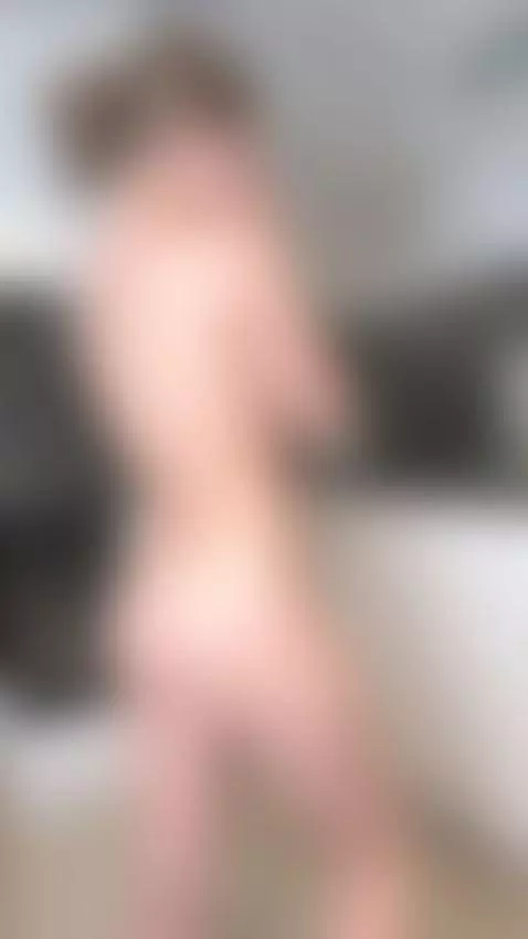 Hot clip — intense and ready. Watch full content on my page by miaroseee