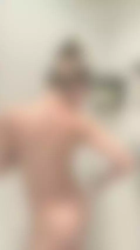 Hot clip — sensual and ready. Watch full content on my page by miaroseee