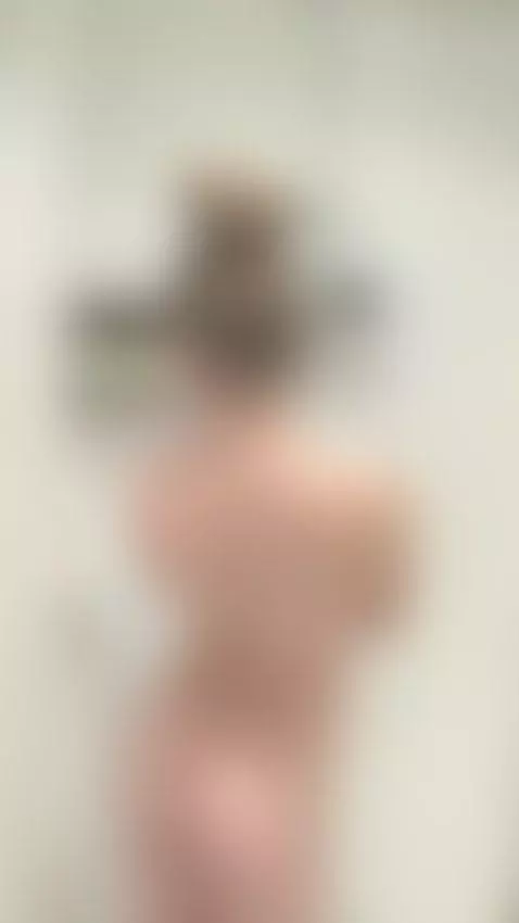 Hot clip — intense and ready. Watch full content on my page by miaroseee