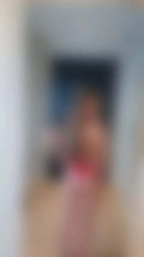 Short tease: sultry moment. Want more? Tap my profile by miaroseee