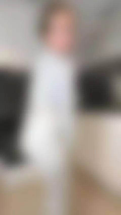 18+ Sexy ass teasing in tight gray sweats. by miaroseee