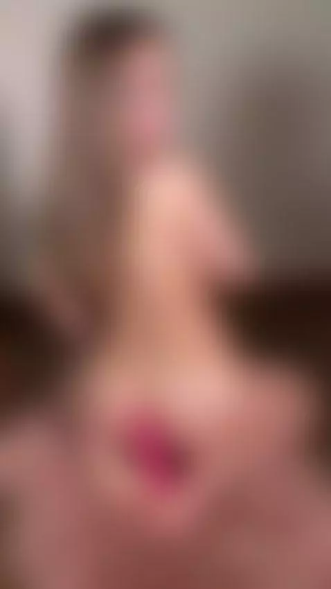 Give me your dick😍🍆 by miaroseee