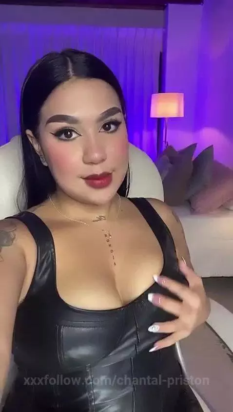 !ONLINE¡ by chantal-priston