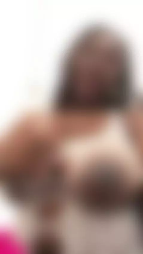 You like big tits, come look at me sucking my big dicks by kloee-ebony