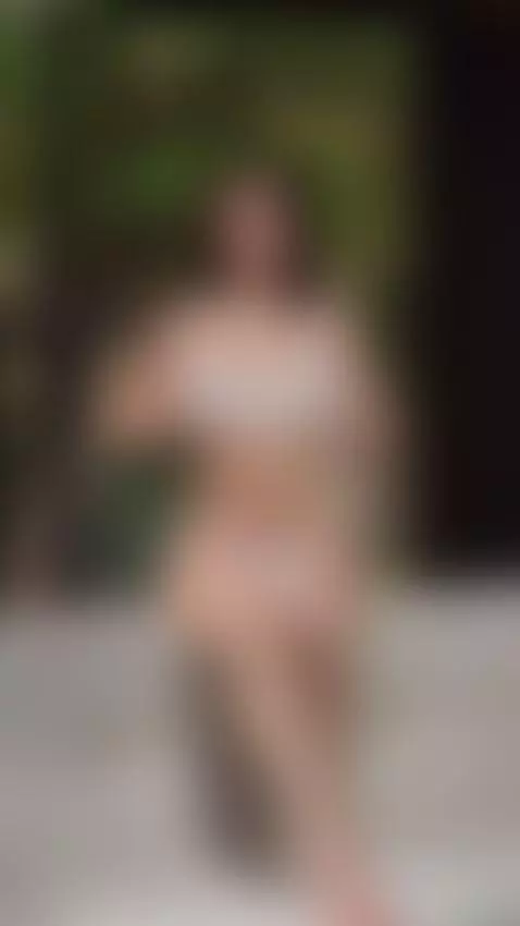 I LIKE HOW MY BREASTS BOUNCE by emilyybrown