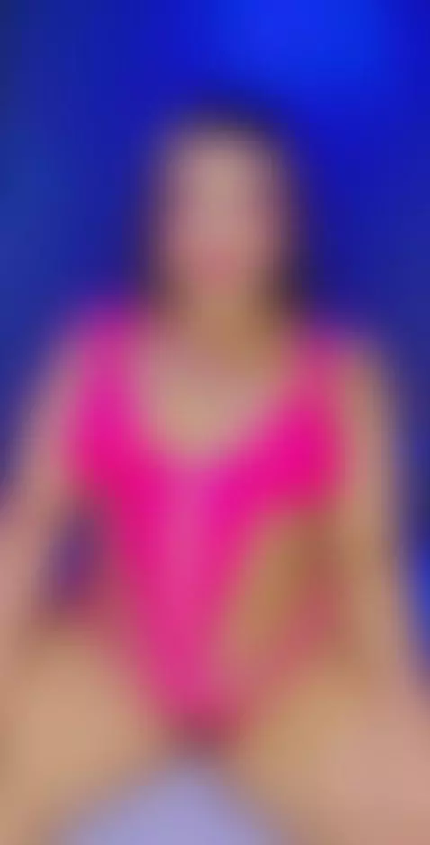 Enjoy this hot live Right Now💕🥵 by vanessakalo