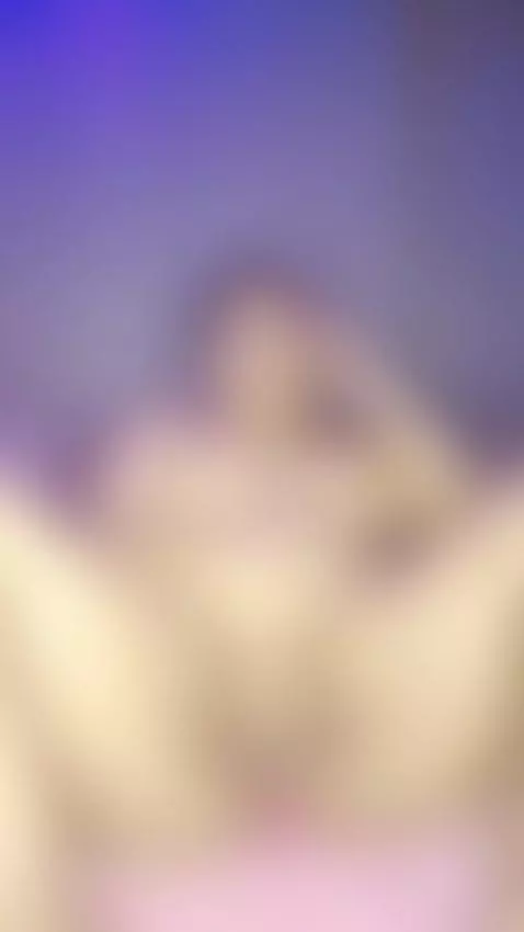 See this hot live Show❤️‍🔥💕 by vanessakalo