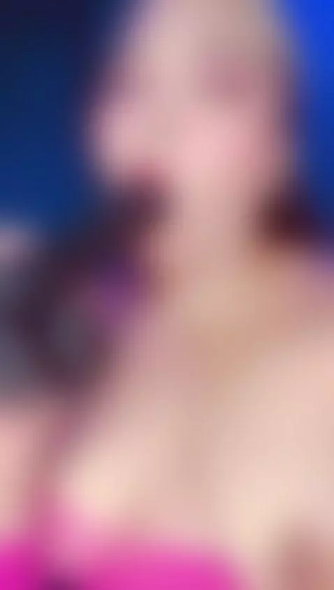 Don't be shy ... enter and teach me what you like to see by vanessakalo