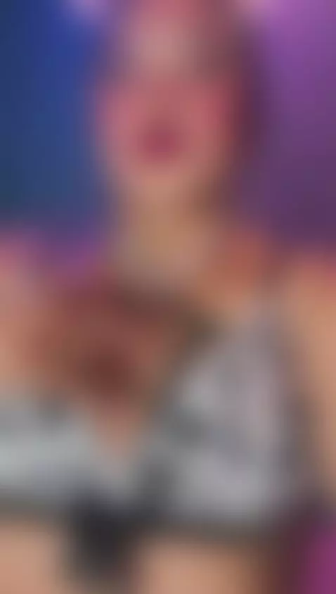 Sweet curves, naughty thoughts 💕🔥 by vanessakalo