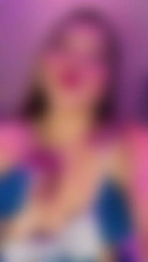 Too hot for the North Pole… come taste my Christmas heat ❄️❤... by vanessakalo