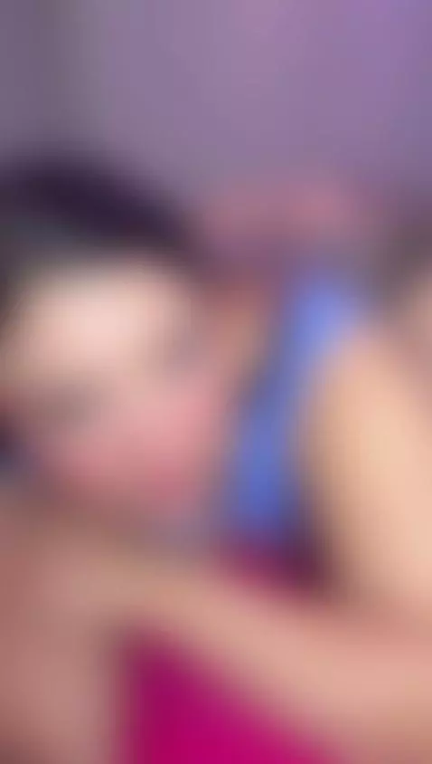 I’m Live 💕 Waiting for You by vanessakalo