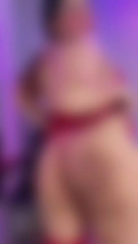 I’m Here and Ready to Chat 💕 by vanessakalo