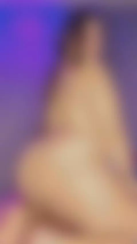 Come to spank my big ass!! by vanessakalo