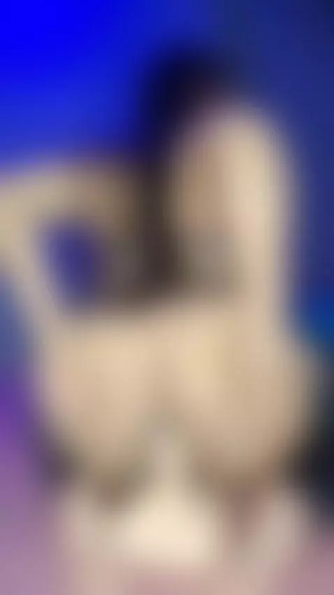 Let me ride that cock!! by vanessakalo