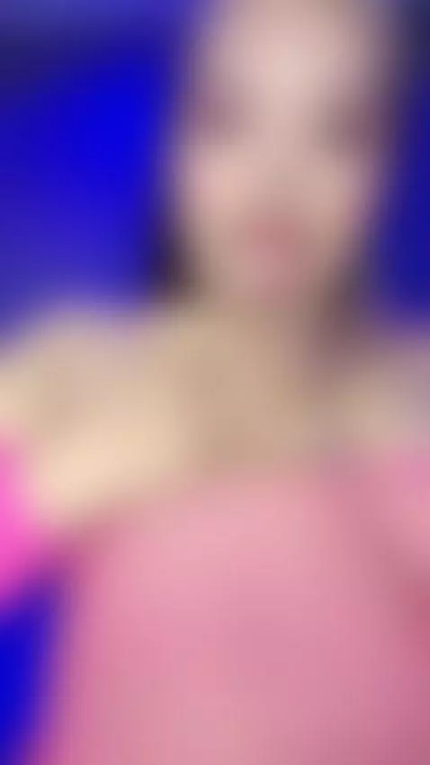 I'm online now 😍🥵 by vanessakalo