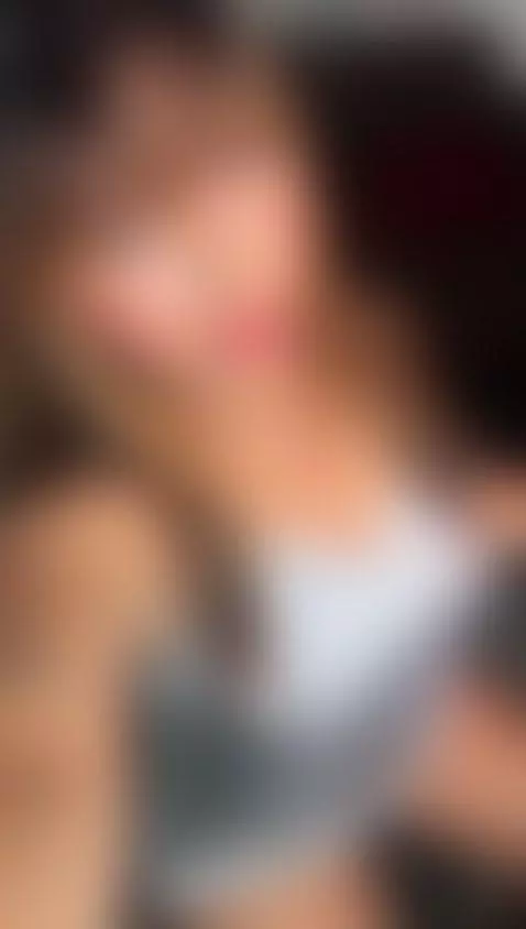 I am addicted to your skin by susyamis