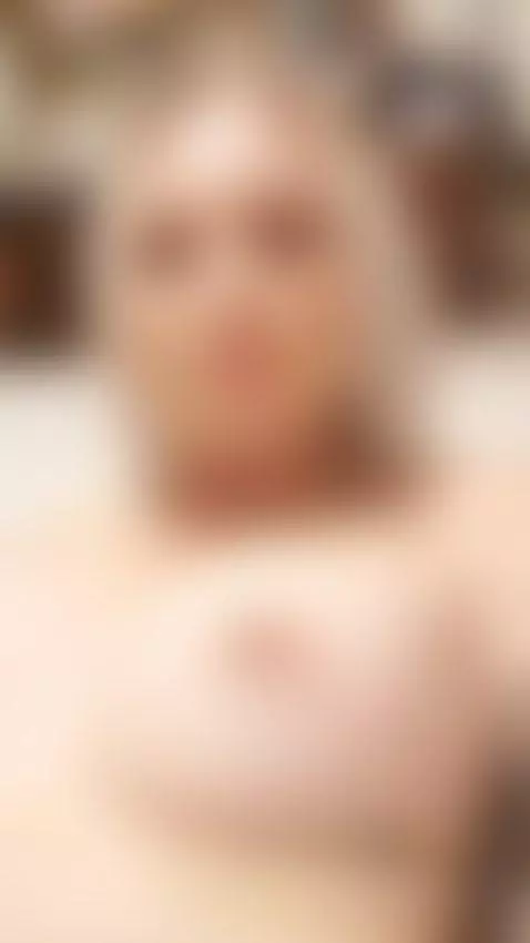 Big ol Titties by mamadukes