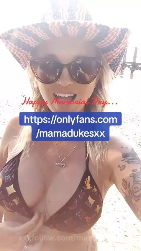 it's Mamorial Day shenanigans 🇺🇲🇺🇸 by mamadukes