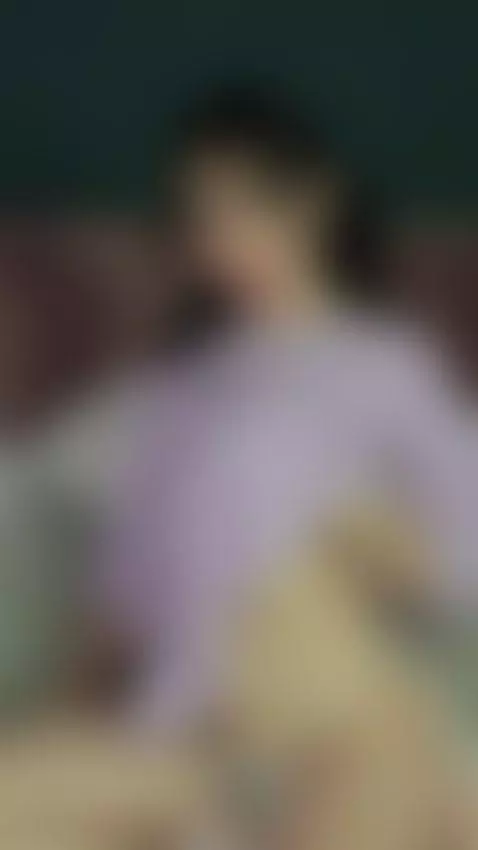 Take off my shirt and caress my body by gabbie-caprice