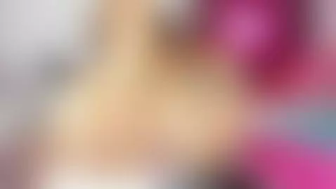 enter now to my room and break this holes 🍑🔥 by saraa-cortezz