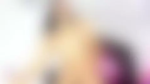 I FEEL SO HOT TODAY GUYS 🥵🔥 by saraa-cortezz