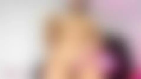 my holes are horny and ready now for u by saraa-cortezz