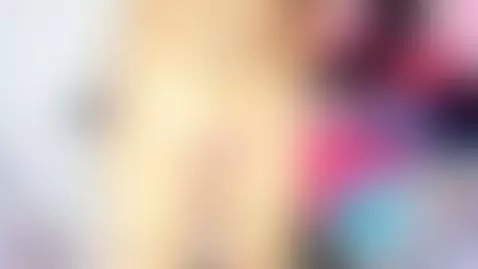 bby ou want to enter in my room ? tell me by saraa-cortezz