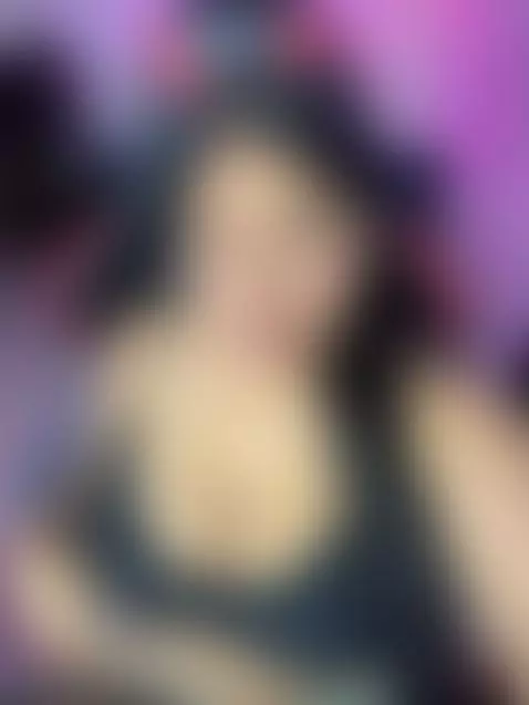 Y me gemia y me decia que yo soy de ella y que ella es mia by sofiarodrigue
