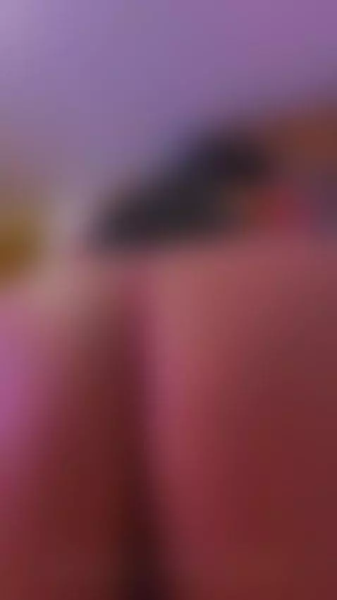 i can sit on your face ? 😖 by sofiarodrigue