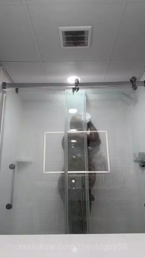 quick shower by theoldguy50