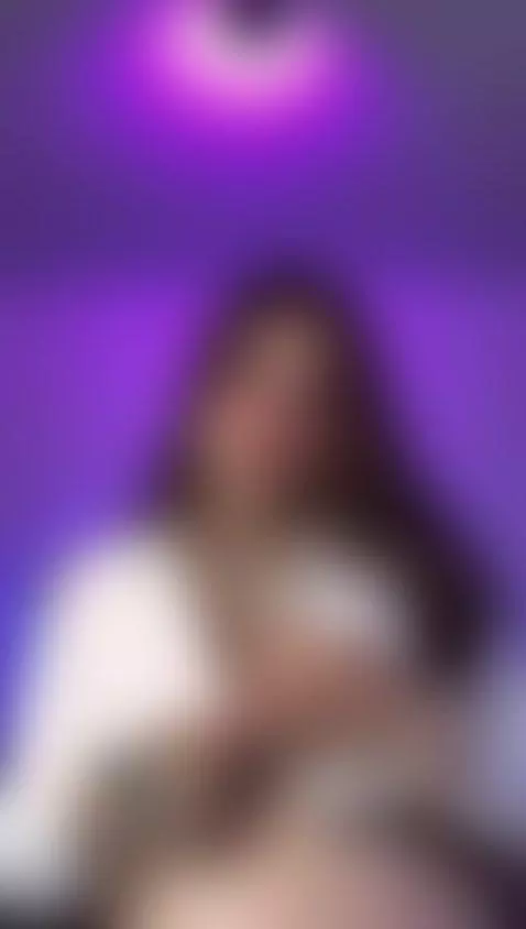 Caress my tits and get my milk 💦🍒 by emily-foox