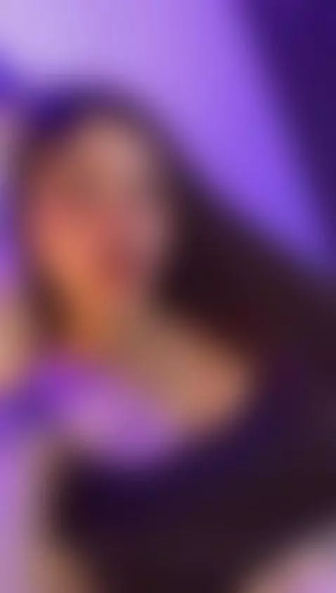 KISS MY LIPS AND ENJOY 🤤🔥 by emily-foox