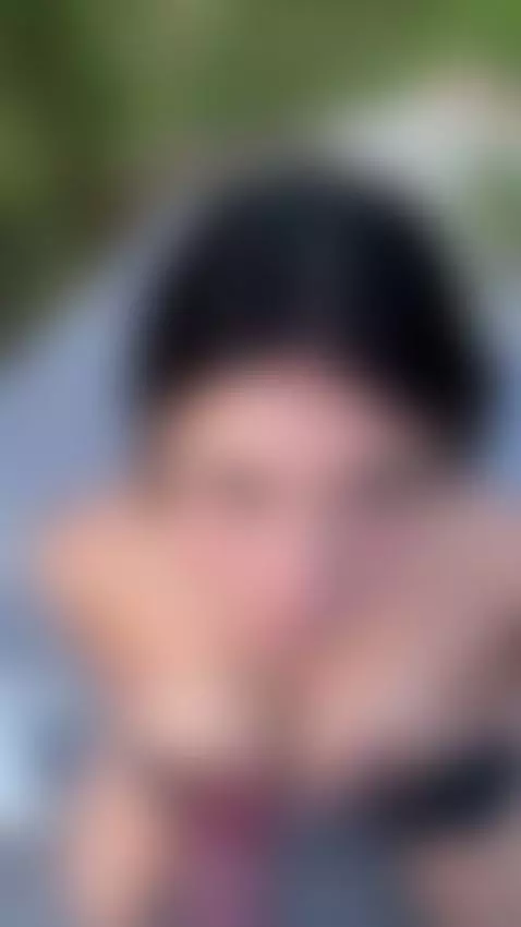 I'm begging you on my knees, please let me suck your cock! by carolart