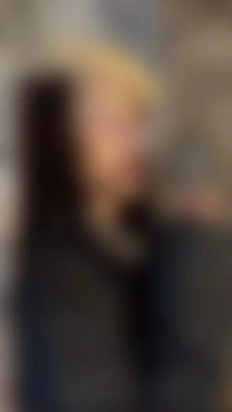 Hot detective is looking for a D! by carolart