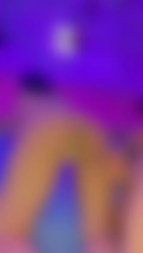 My boy likes to see how my ass bibs by vane-loppe