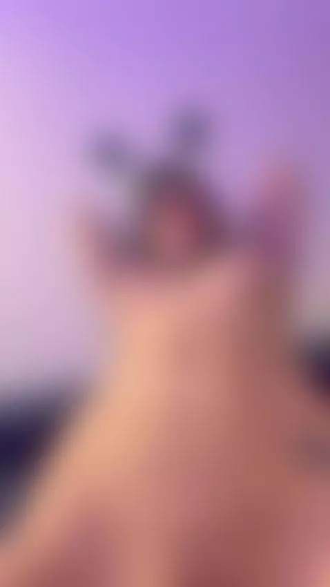 May I sit on your face? by camilavs