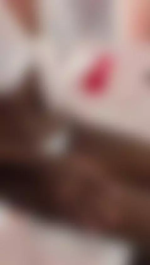 Enjoy my perfect body by momeeniski